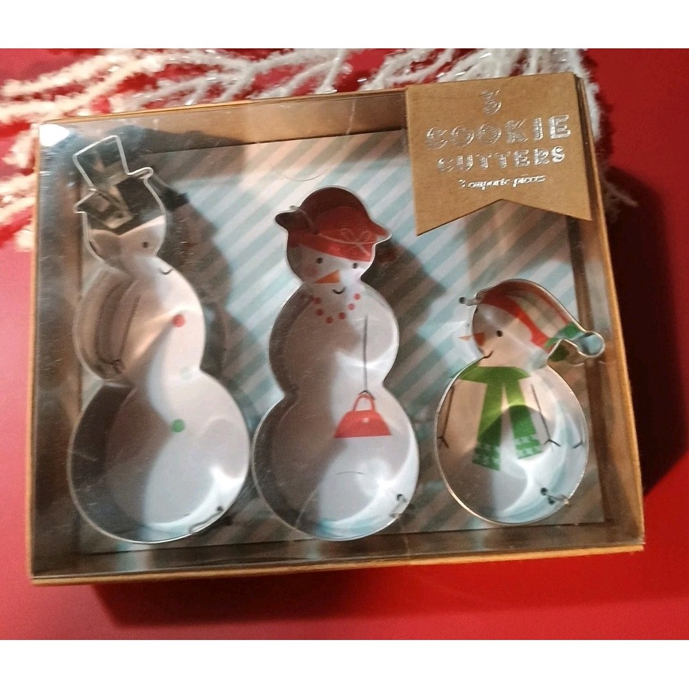 New In Box Meri Meri‎ Snowman Family Christmas Cookie Cutter Set of 3